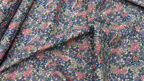 100% Cotton Prints, 100% Cotton Floral Print, Buy Floral Print at Sewing Direct, Green Floral