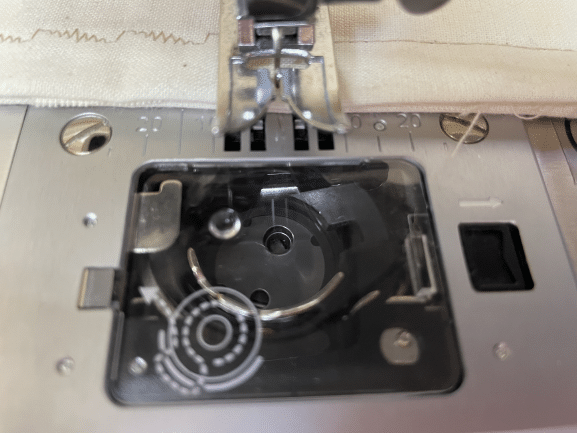 Singer bobbin case cover - 3321,4411,5511,4423,5523