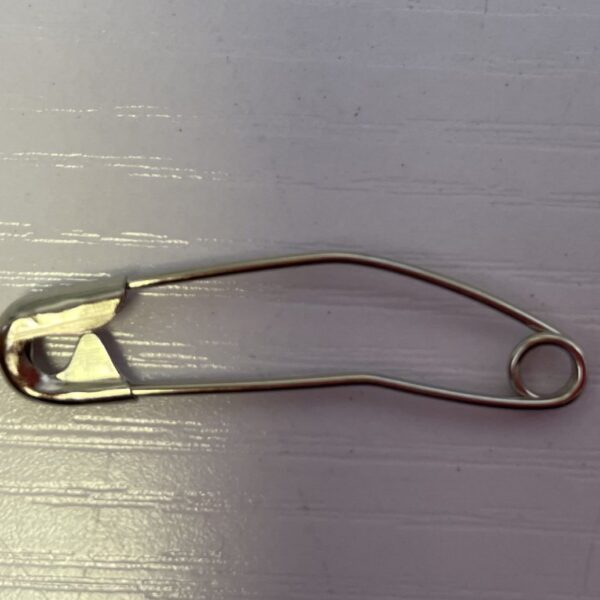 Curved Quilting Safety Pins