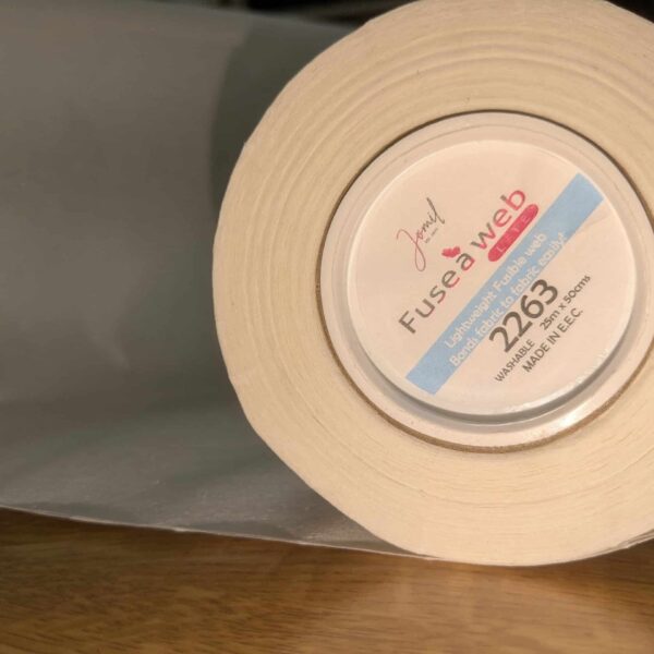 Fuse-A-Web LIGHT – an easy & clean way to bond fabric to fabric