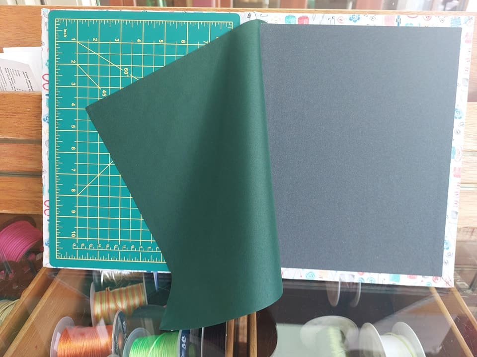 Quilters Multi-Mat: A4 (30 x 24cm) - Image 2