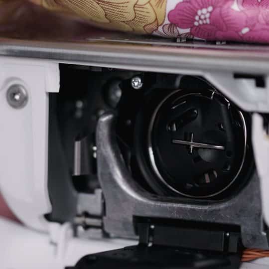 Bernina 435 Sewing Machine - Image 4